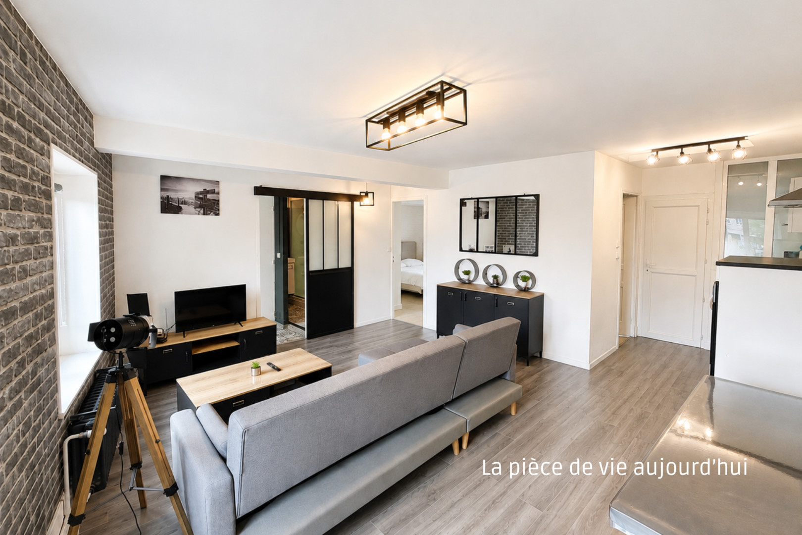 
                                                Vente
                                                 Appartement T3 traversant et entièrement rénové en plein cœur de Soucieu-en-Jarrest