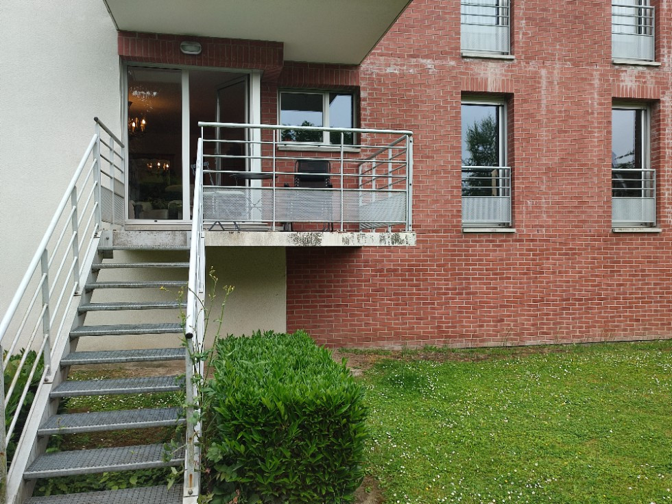 
                                                Vente
                                                 Appartement T3 valenciennes la rhonelle !!!!