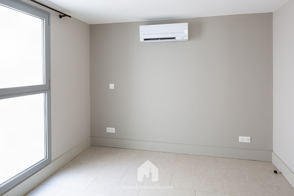 
                                                Location
                                                 Appartement T3 vide boulevard de la Libération