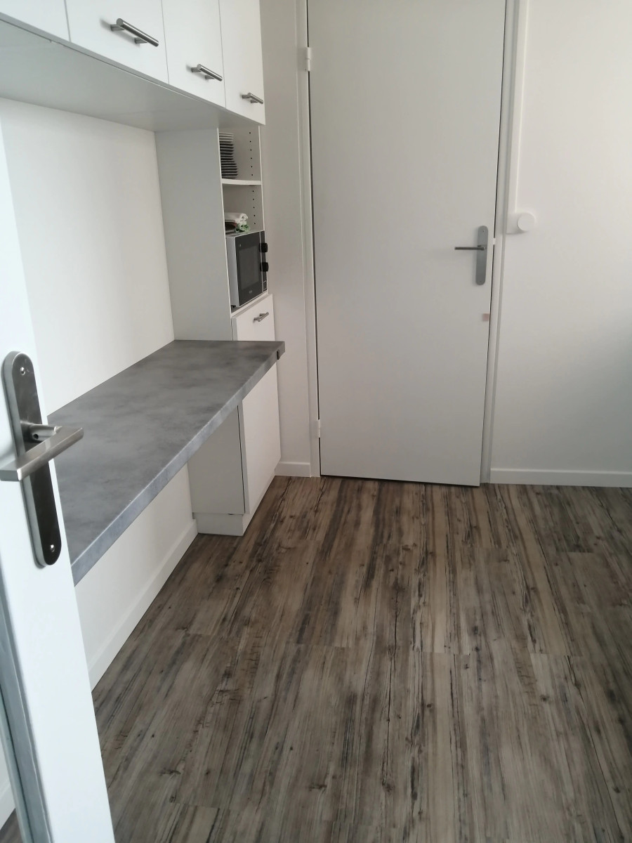 
                                                Location
                                                 Appartement T4 72m² à Cenon