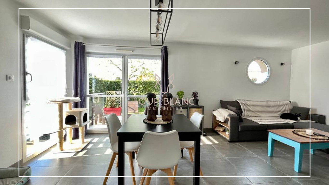 
                                                Location
                                                 Appartement T4 76m² à Danjoutin