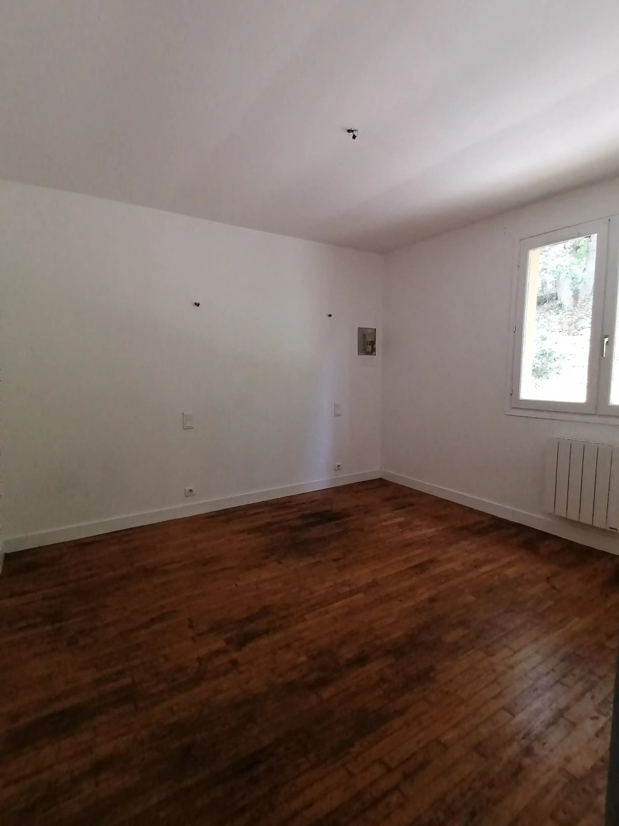 
                                                Location
                                                 Appartement T4 80.53m² à Cénac-et-Saint-Julien