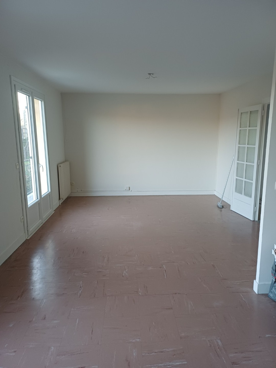 
                                                Location
                                                 Appartement T4 88m² à Sarlat-la-Canéda