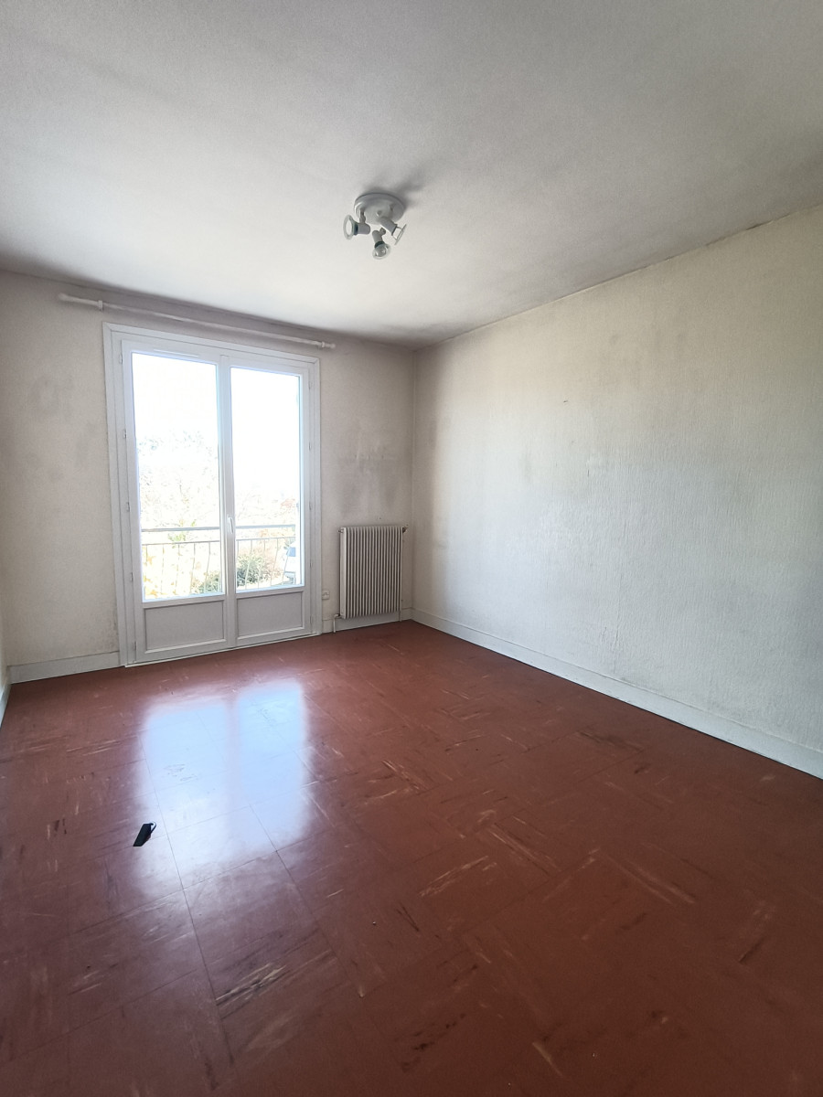 
                                                Location
                                                 Appartement T4 88m² à Sarlat-la-Canéda
