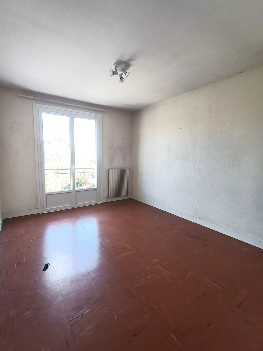 
                                                Location
                                                 Appartement T4 88m² à Sarlat-la-Canéda
