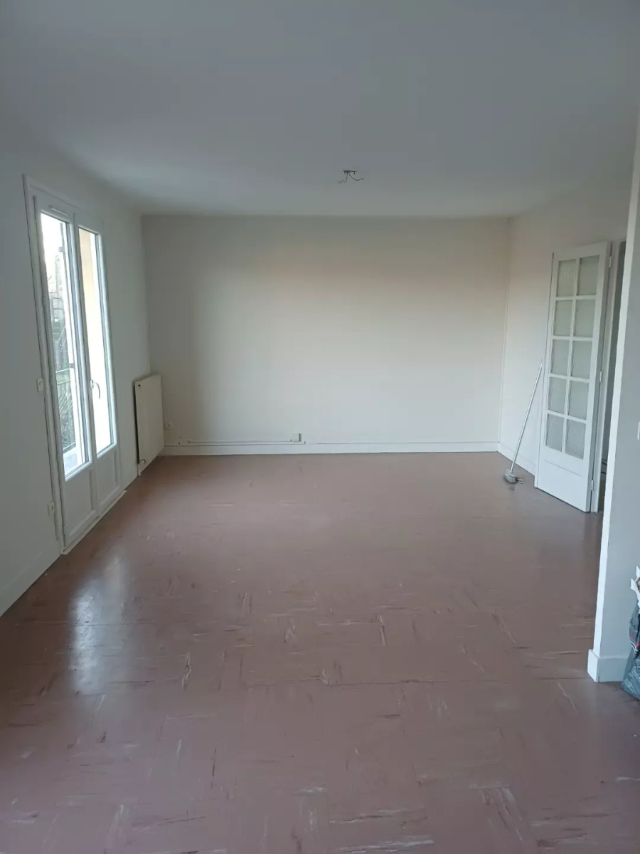 
                                                Location
                                                 Appartement T4 88m² à Sarlat-la-Canéda