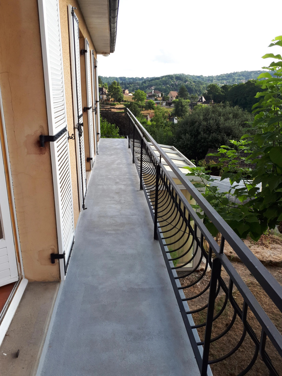 
                                                Location
                                                 Appartement T4 88m² à Sarlat-la-Canéda