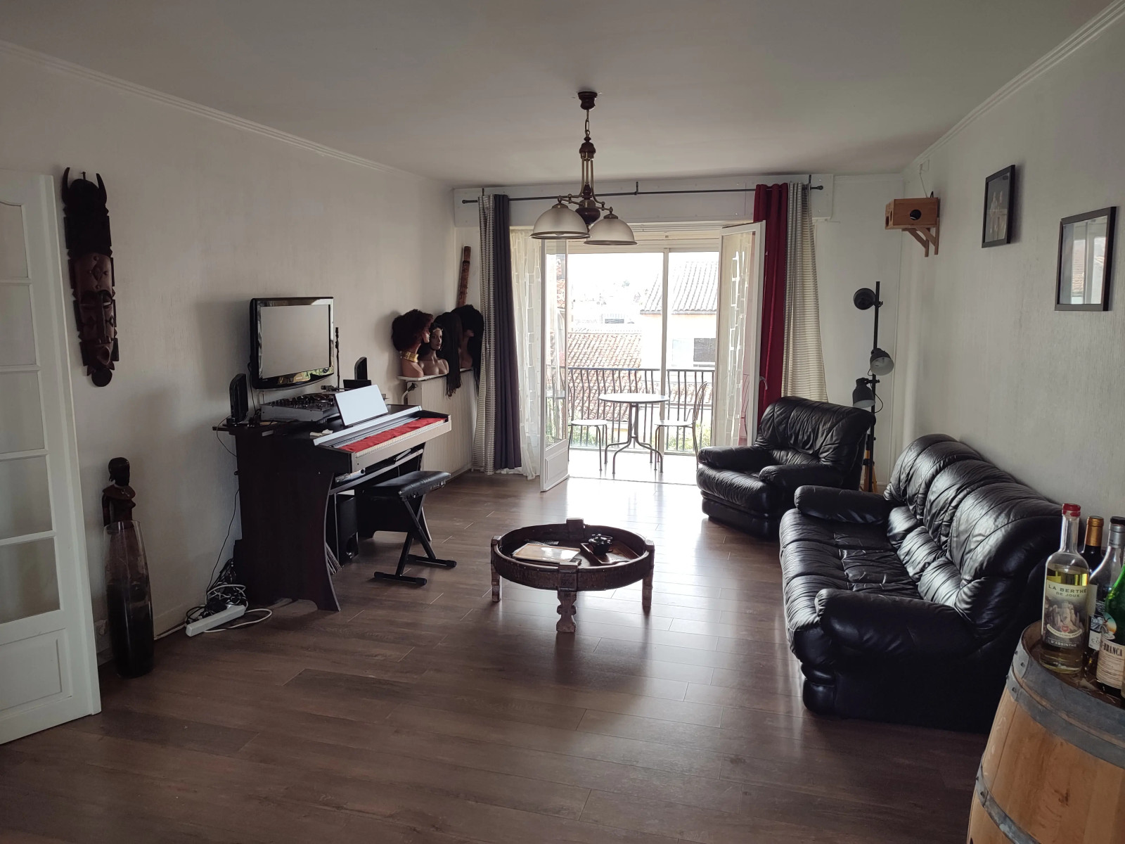 
                                                Location
                                                 Appartement T4 99m² quartier Nansouty
