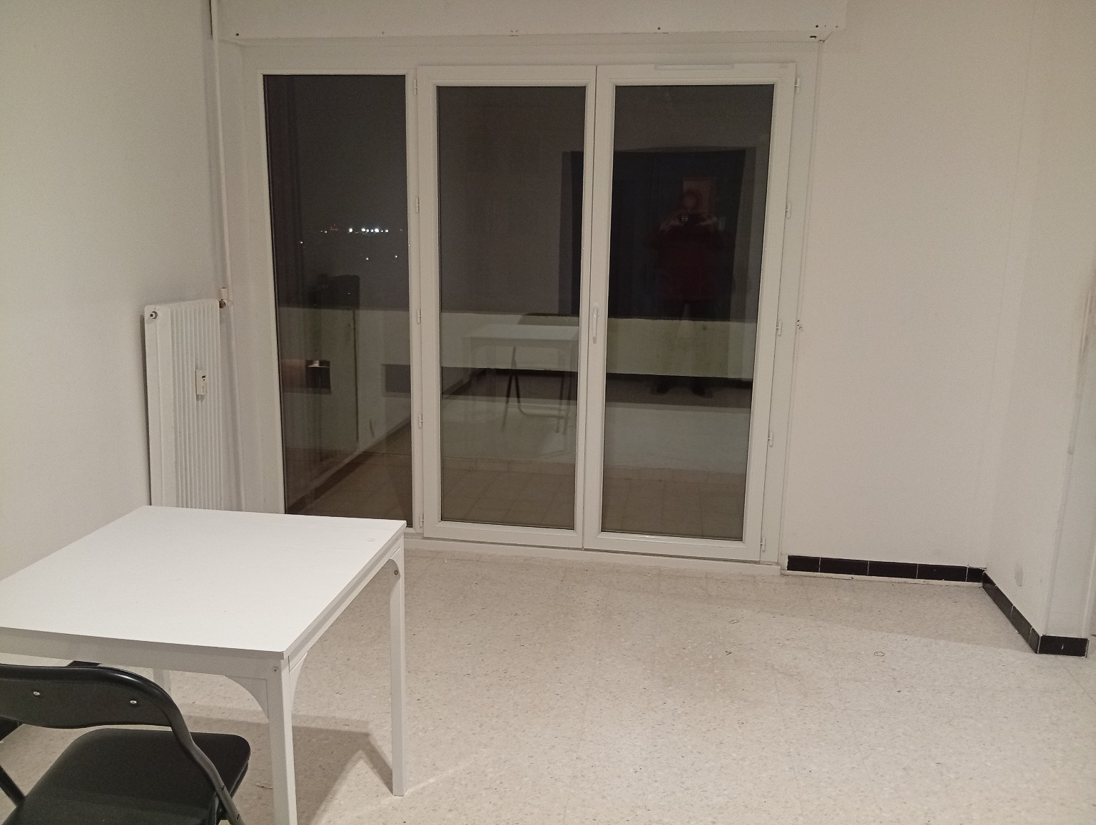 
                                                Location
                                                 Appartement T4 à Nimes centre