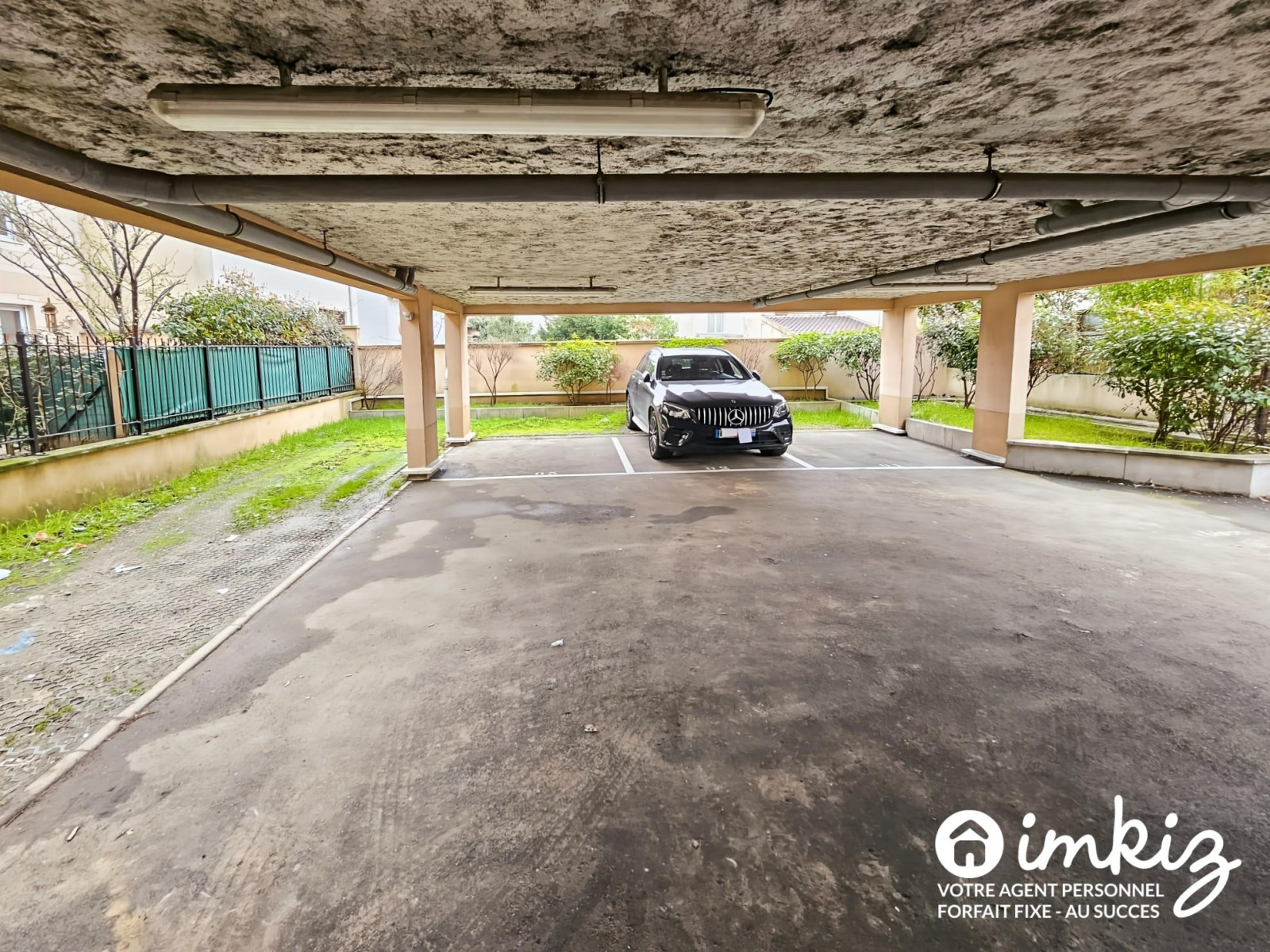 
                                                Vente
                                                 Appartement  T4  avec parking