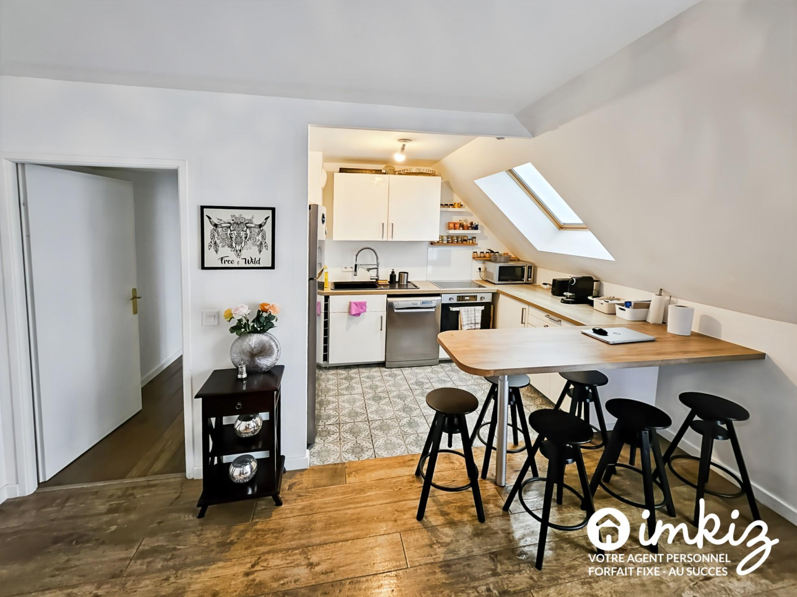 
                                                Vente
                                                 Appartement  T4  avec parking