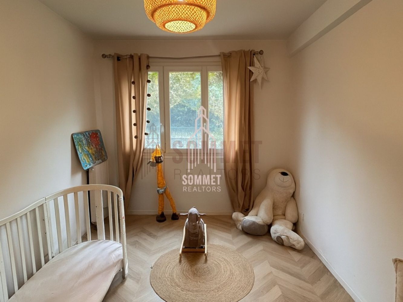 
                                                Vente
                                                 Appartement T4, Balcon & Parking