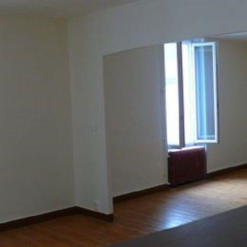 
                                                Location
                                                 APPARTEMENT T4 CŒUR DE VILLE