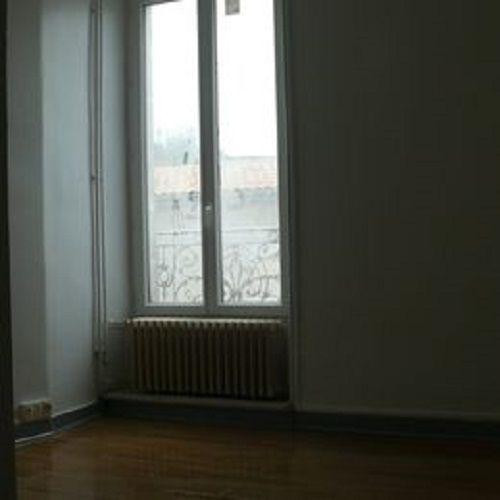 
                                                Location
                                                 APPARTEMENT T4 CŒUR DE VILLE