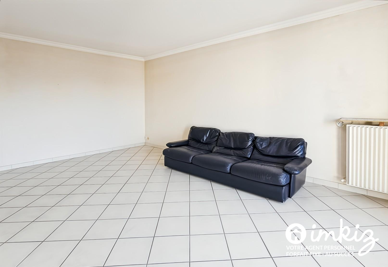 
                                                Vente
                                                 Appartement T4 double vue d'exception, avec balcon