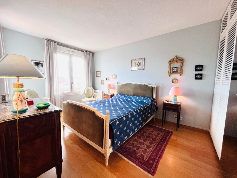 
                                                Vente
                                                 Appartement T4 - Garage + parking - ANGLET