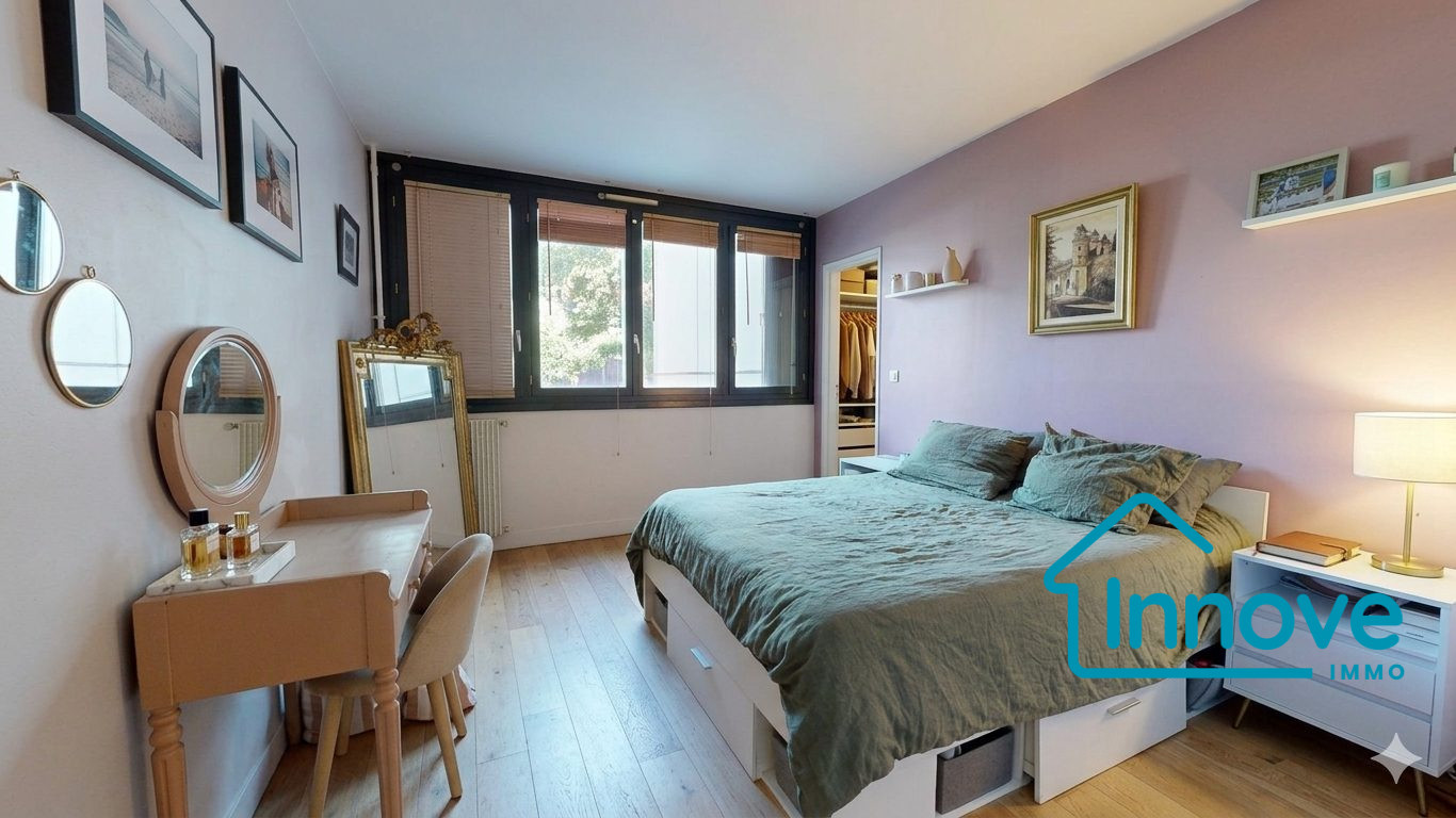 
                                                Vente
                                                 Appartement T4 - Garches Lisière du Golf