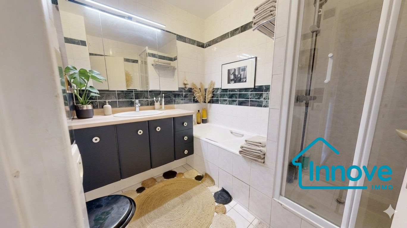 
                                                Vente
                                                 Appartement T4 - Garches Lisière du Golf