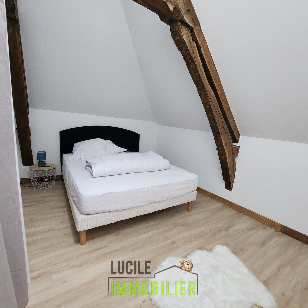 
                                                Location
                                                 Appartement T4 Meublé