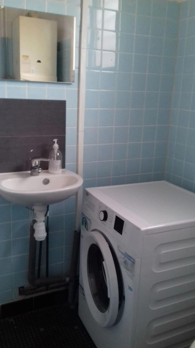 
                                                Location
                                                 Appartement T4 meublé pour colocation