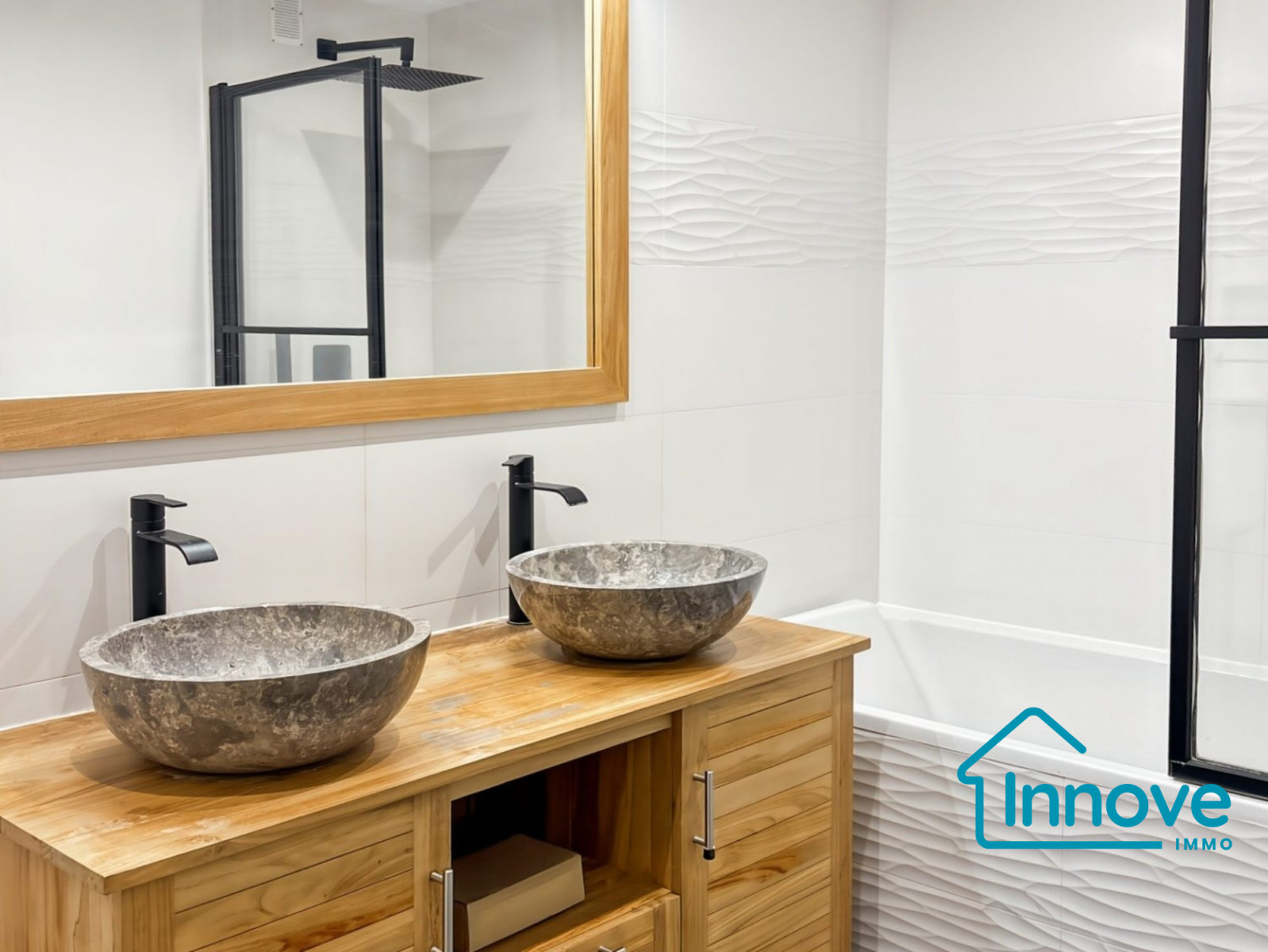 
                                                Vente
                                                 APPARTEMENT T4 - RDC AVEC TERRASSE-
