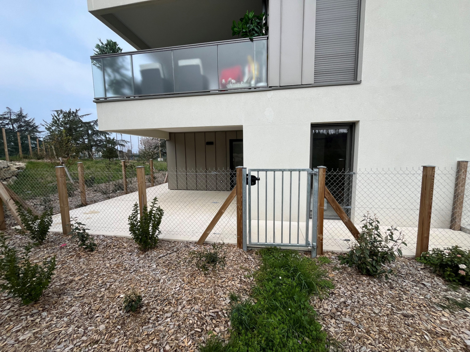 
                                                Vente
                                                 APPARTEMENT T4 - RILLIEUX - PISCINE ORIGAMI