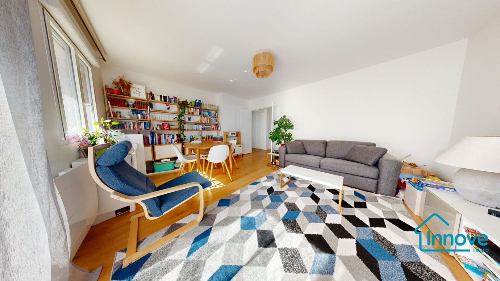 
                                                Vente
                                                 Appartement T4 Rive Gauche