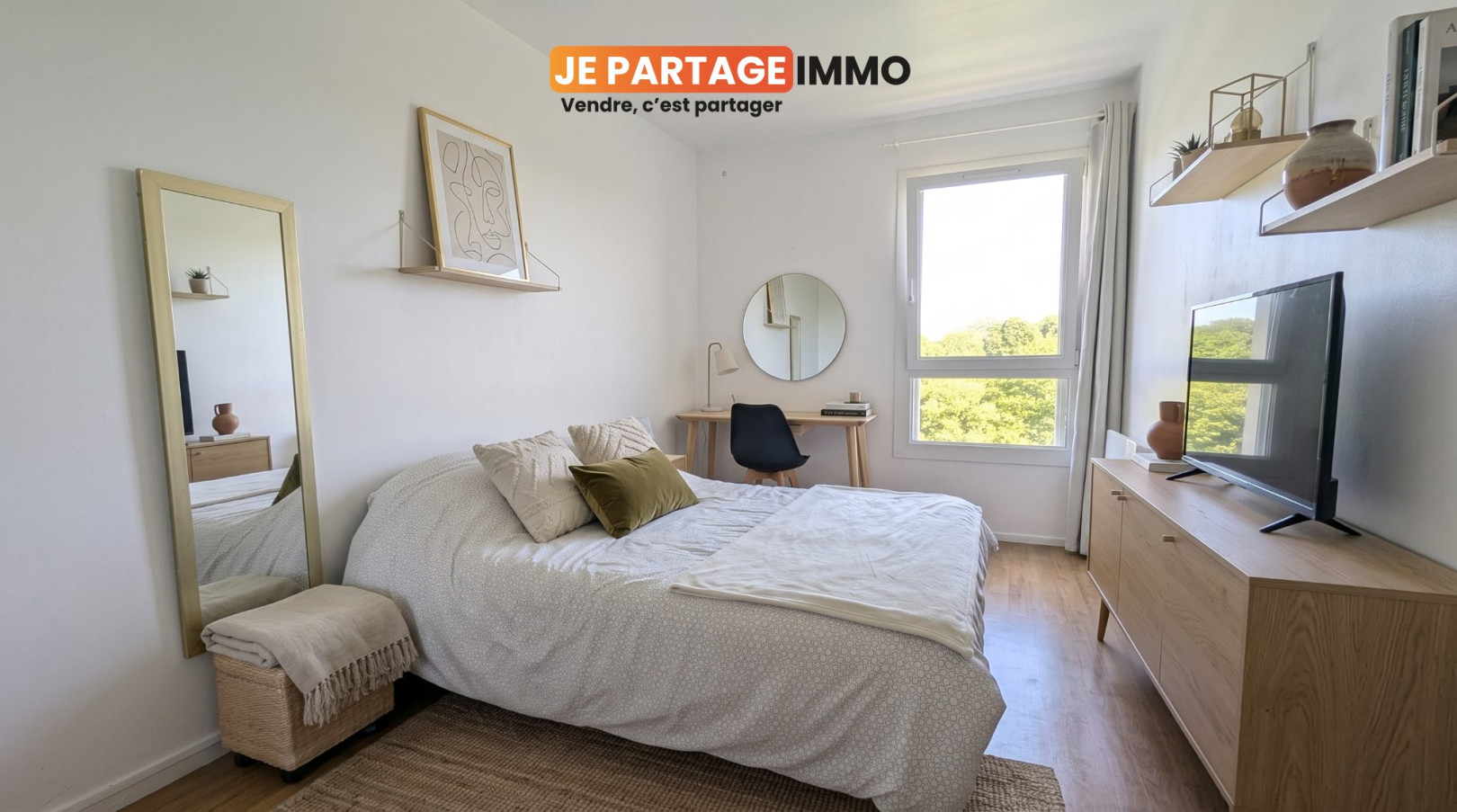 
                                                Vente
                                                 Appartement T4/T5 - 86m2 - Vue sur Pyrénées