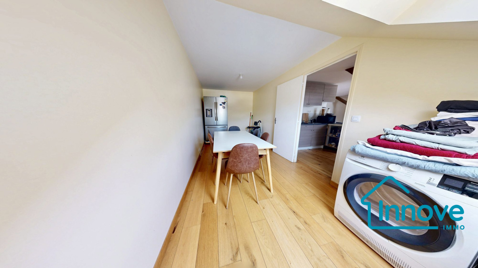 
                                                Vente
                                                 Appartement T5 à vendre -Jouy-en-Josas centre