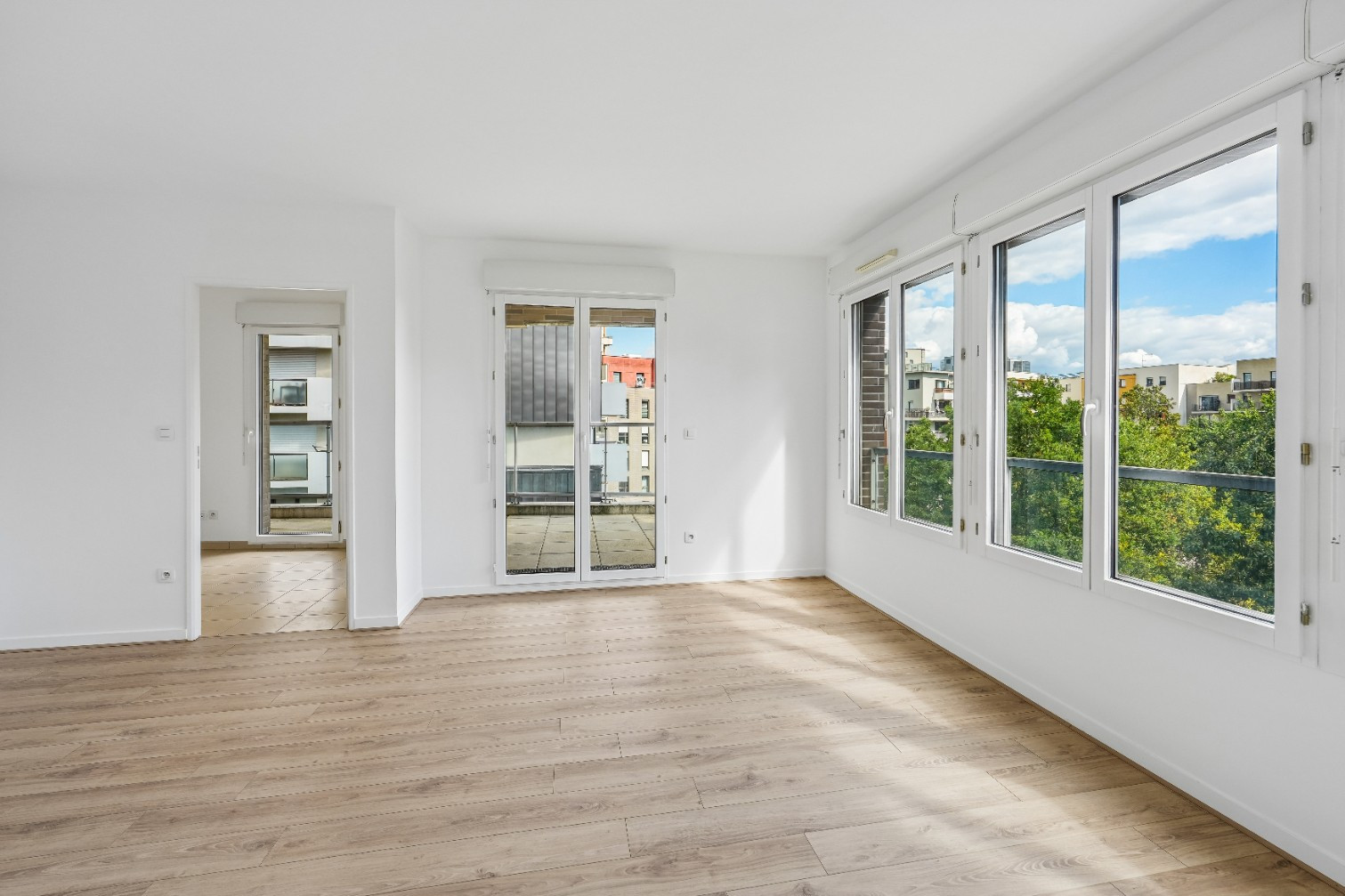 
                                                Vente
                                                 Appartement T5 avec balcon - Asnières - Lot 35