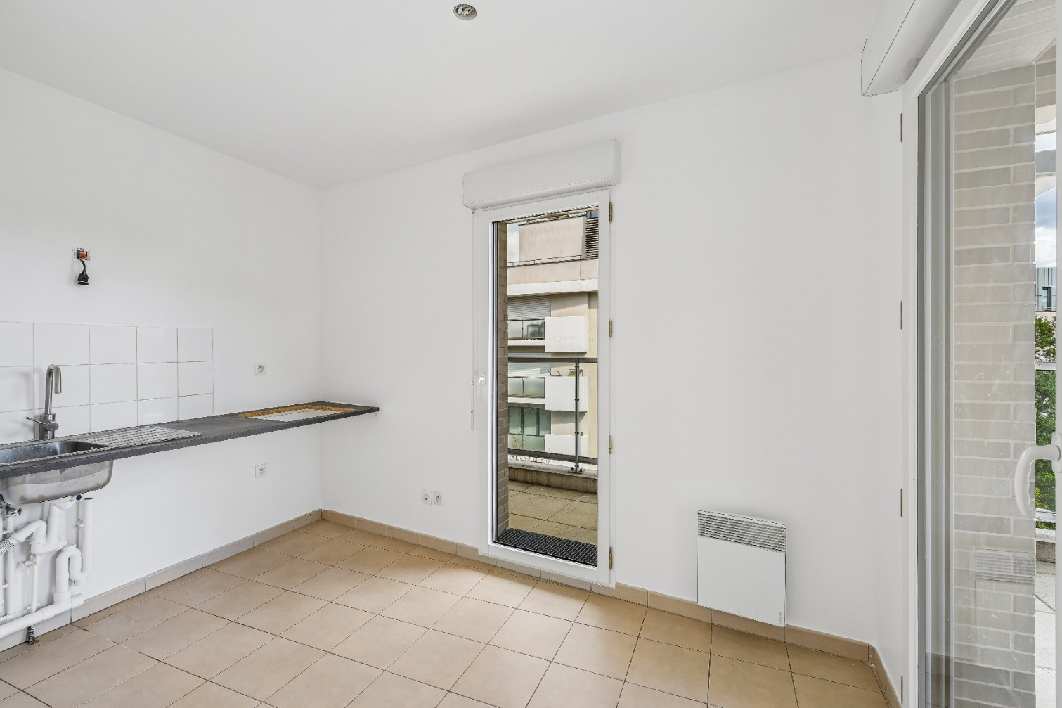
                                                Vente
                                                 Appartement T5 avec balcon - Asnières - Lot 35
