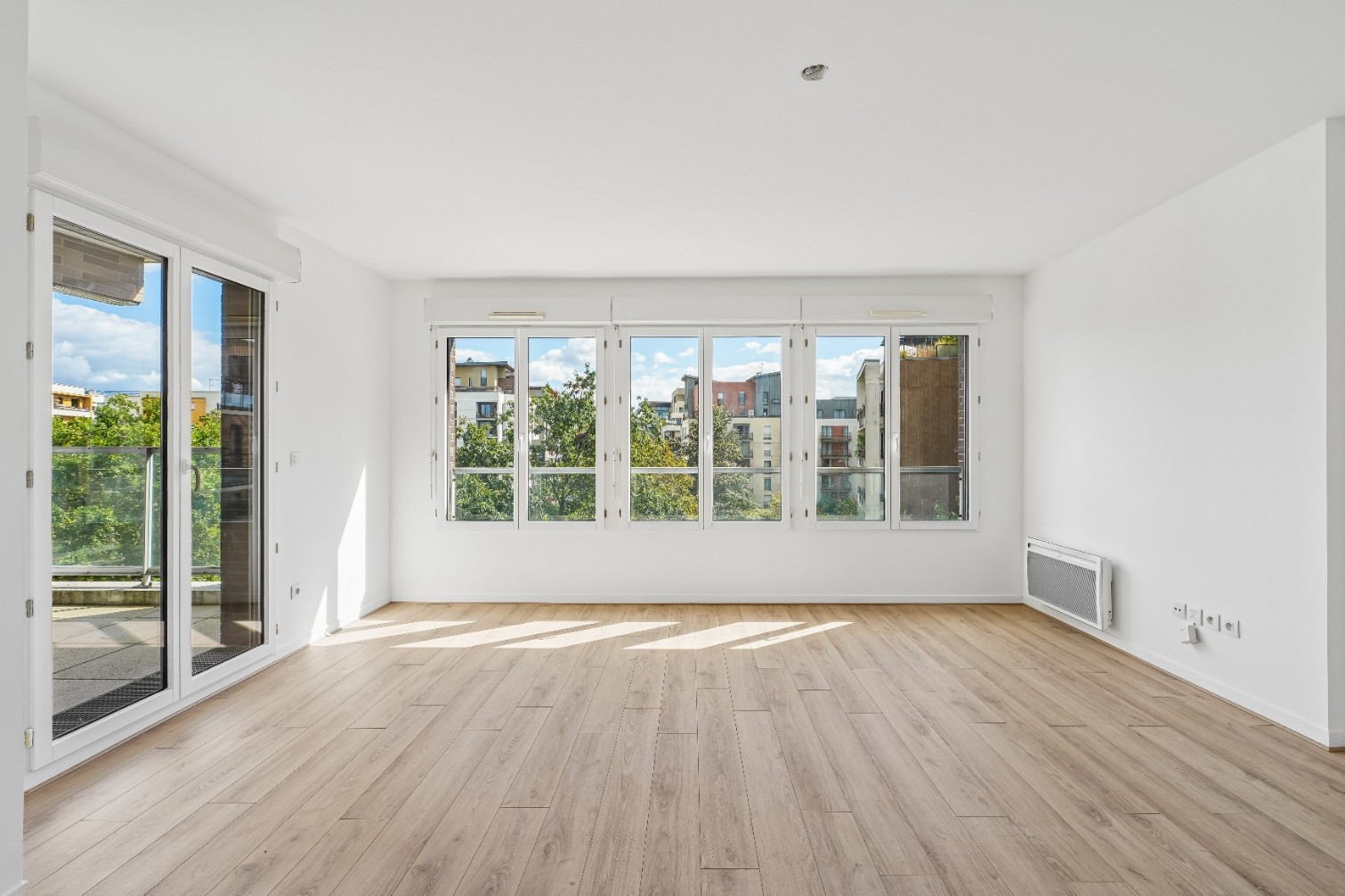 
                                                Vente
                                                 Appartement T5 avec balcon - Asnières - Lot 35
