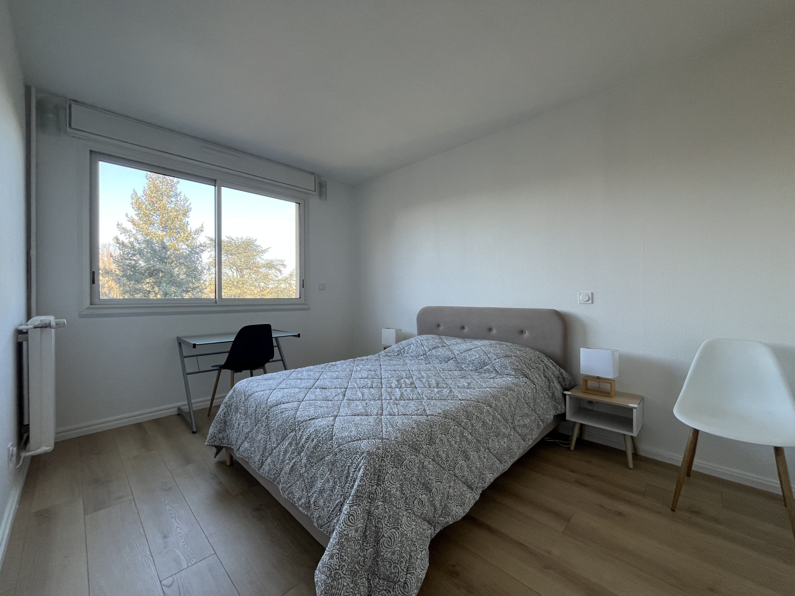 
                                                Vente
                                                 Appartement T5 en très bon état