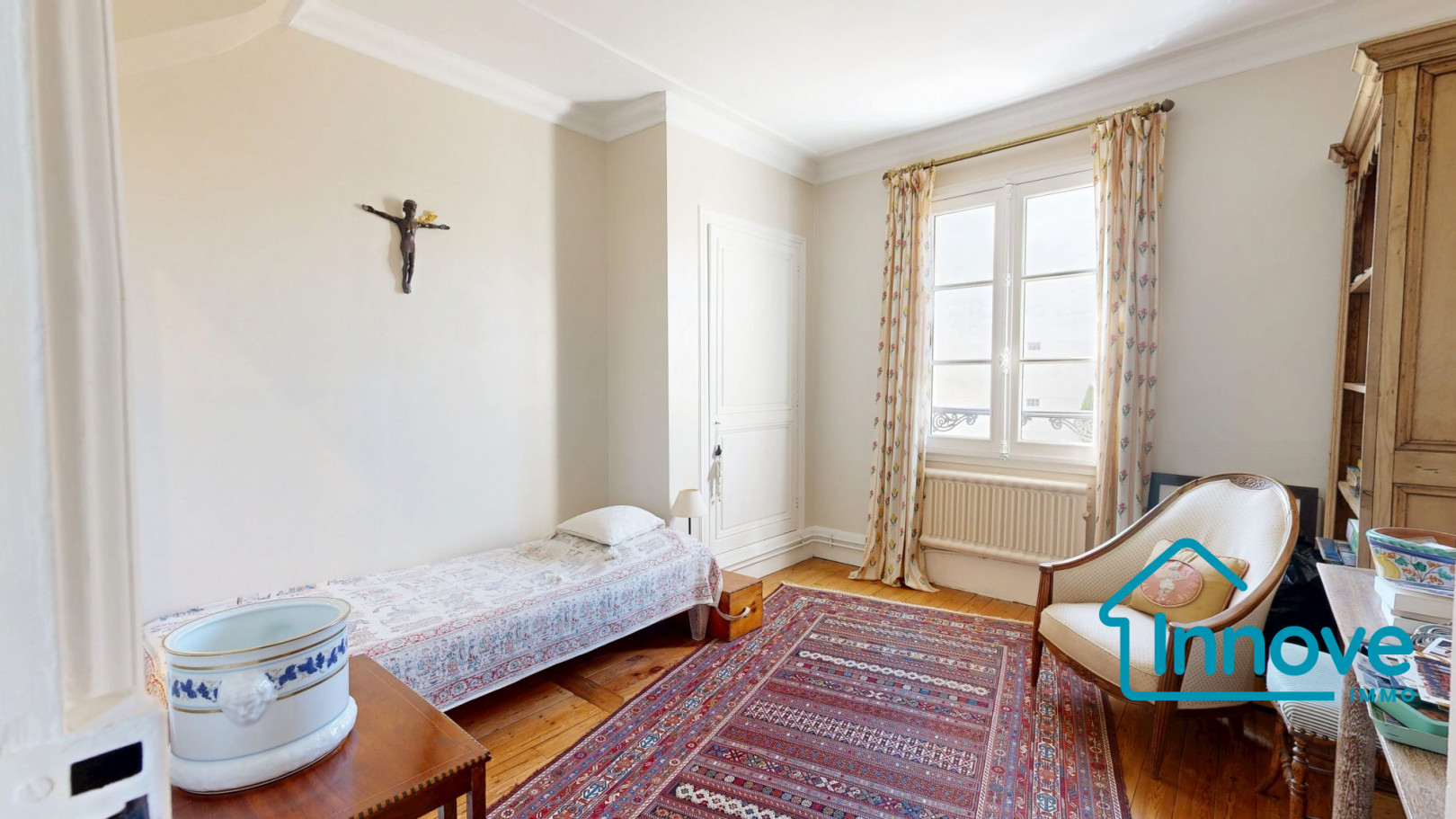 
                                                Vente
                                                 Appartement T5 - Les prés - Superbe