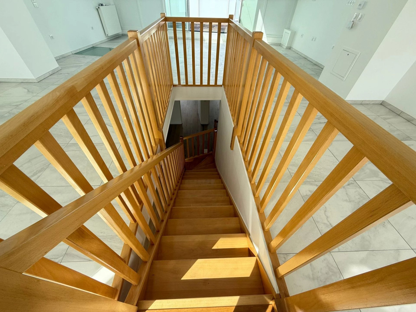 
                                                Vente
                                                 Appartement T5 Triplex  à Issy les Moulineaux