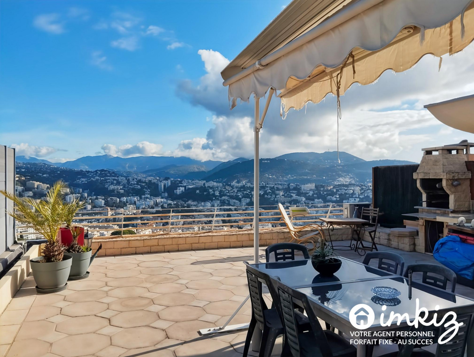 
                                                Vente
                                                 Appartement  toit terrasse 2 pièces