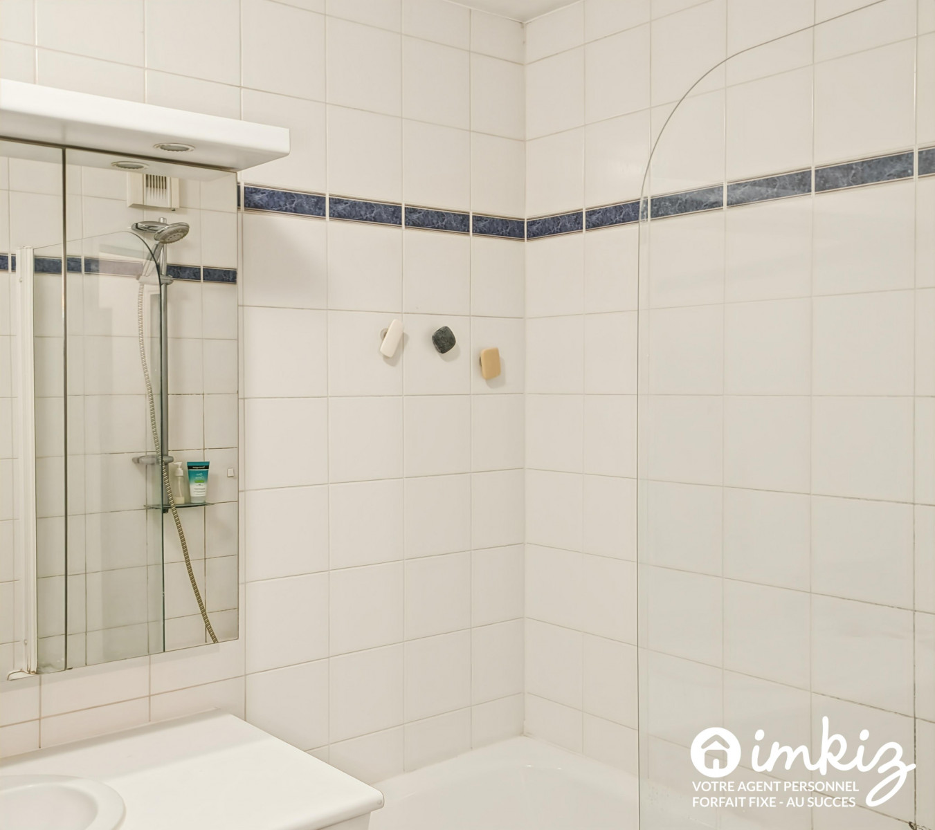 
                                                Vente
                                                 Appartement traversant 2-3 pièces