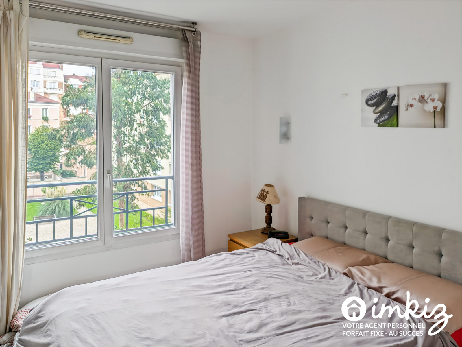 
                                                Vente
                                                 Appartement traversant 2-3 pièces