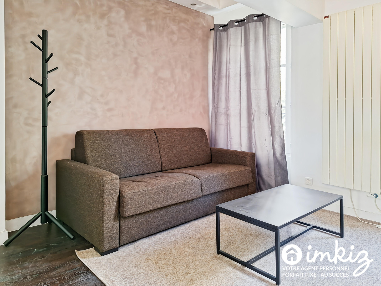 
                                                Vente
                                                 Appartement traversant 2 pièces + Mezzanine