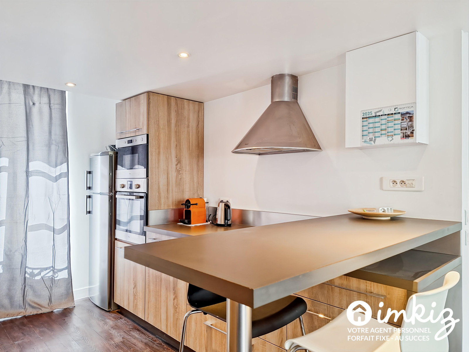 
                                                Vente
                                                 Appartement traversant 2 pièces + Mezzanine