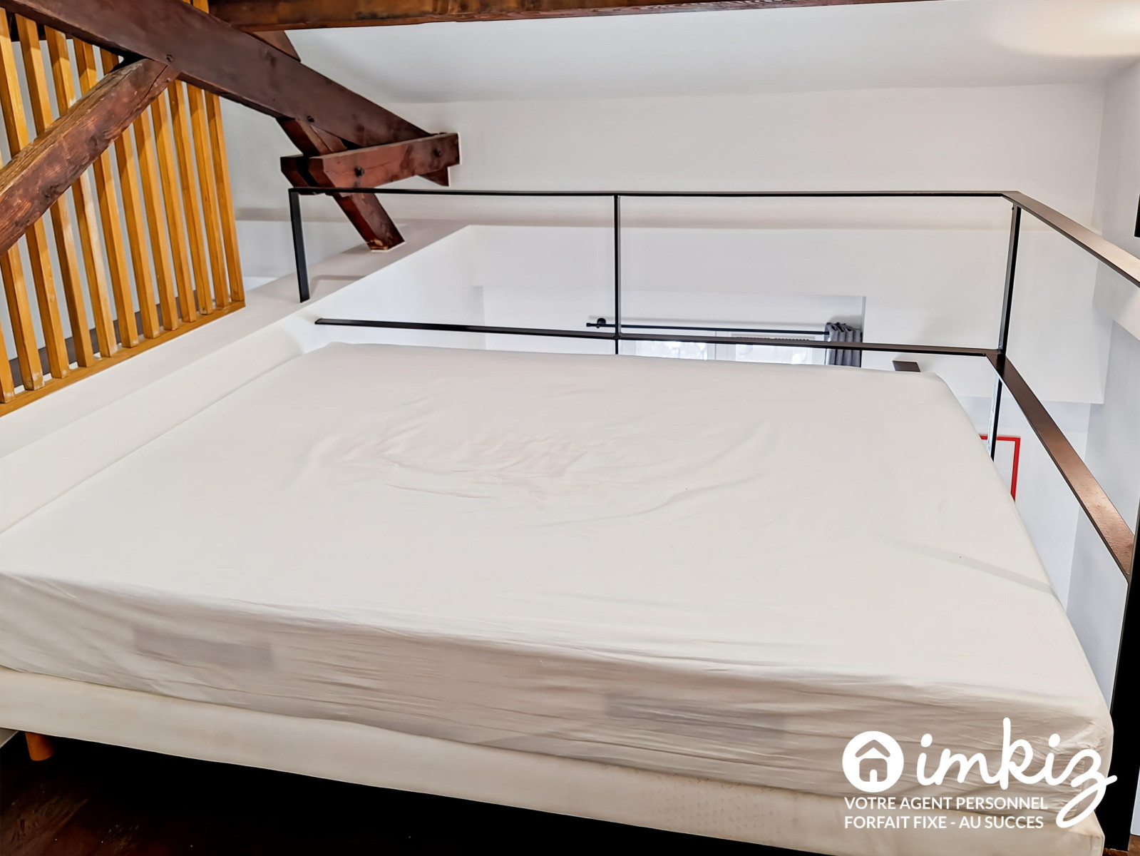 
                                                Vente
                                                 Appartement traversant 2 pièces + Mezzanine