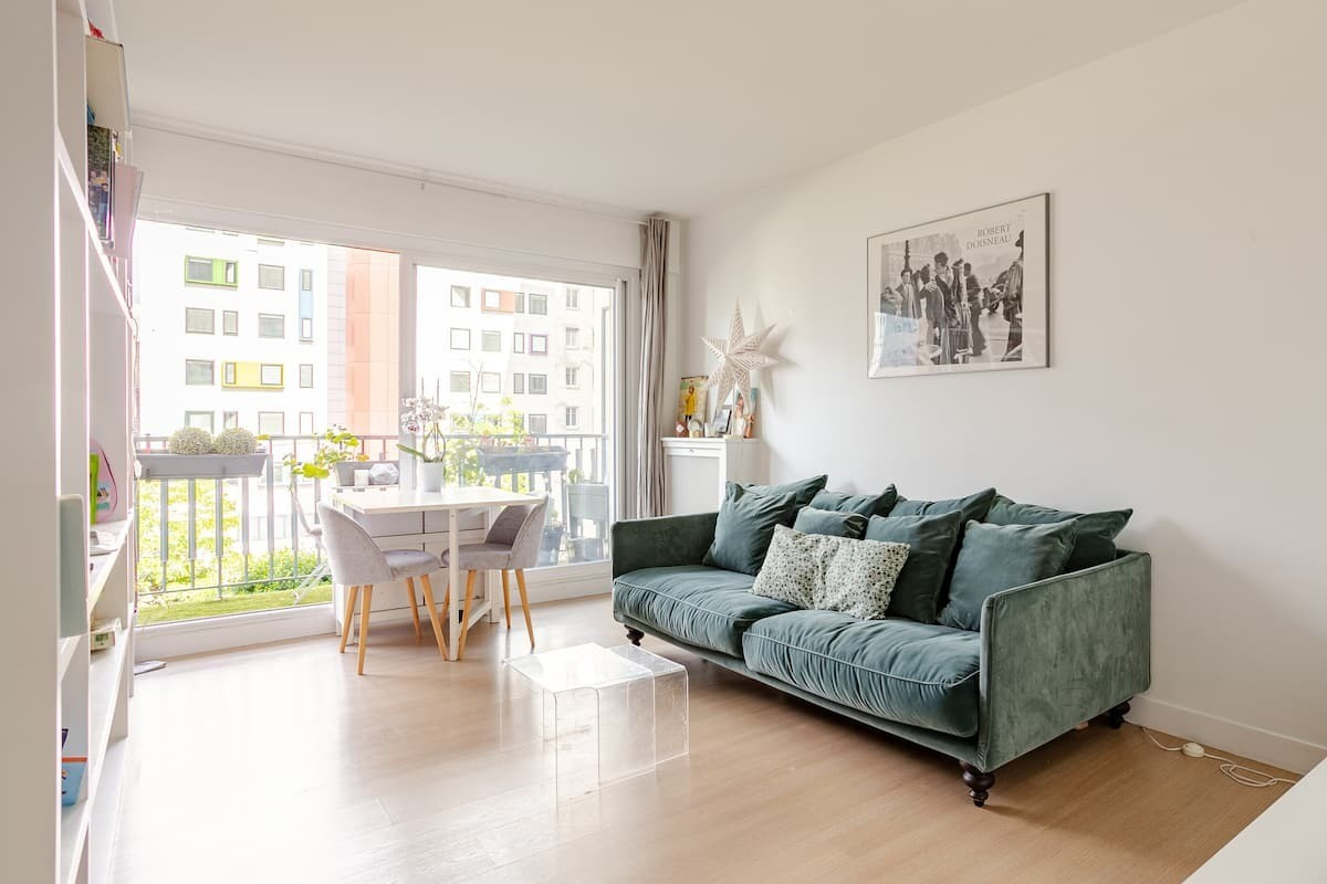 
                                                Vente
                                                 Appartement traversant 3 pièces 62m2 avec balcon