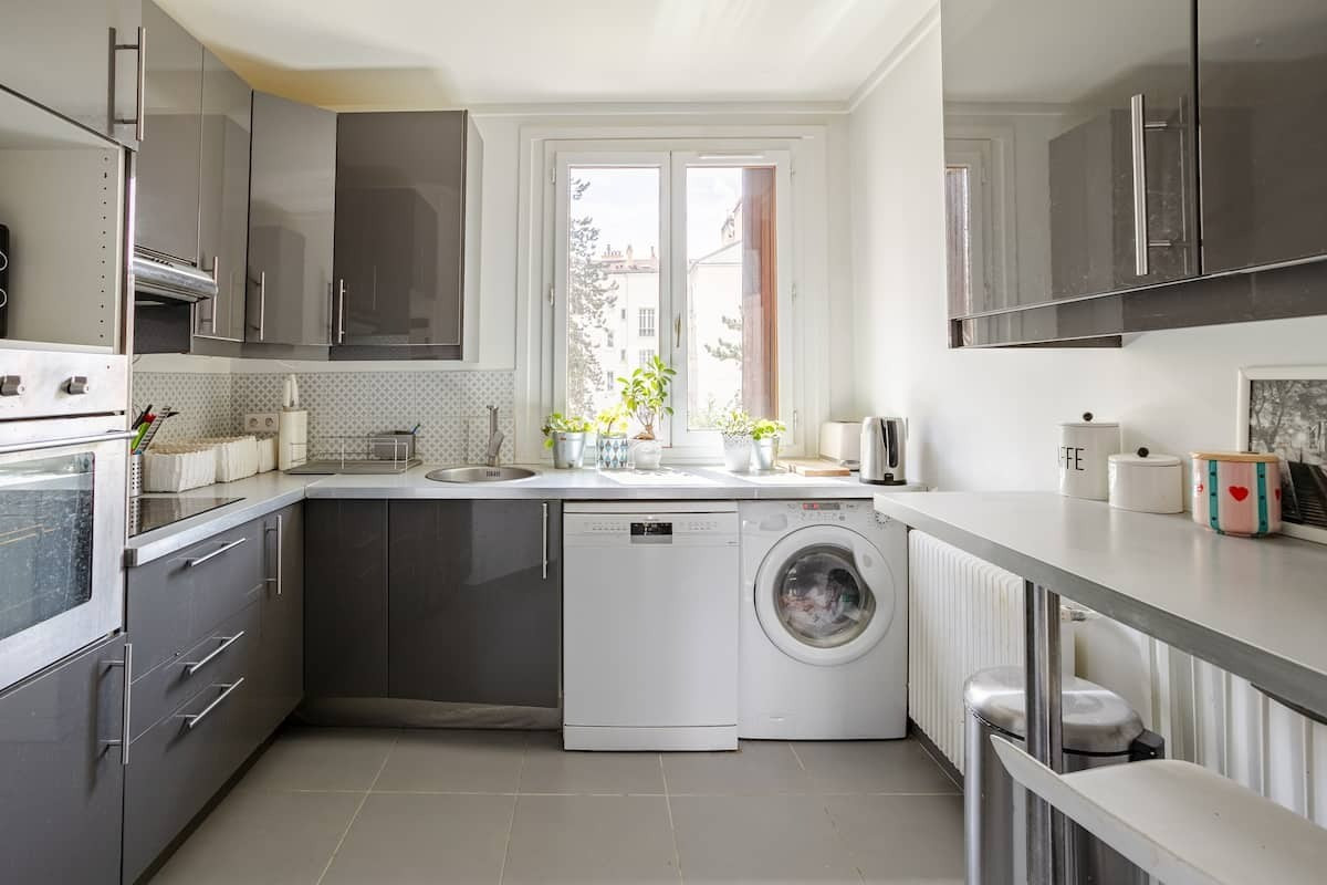 
                                                Vente
                                                 Appartement traversant 3 pièces 62m2 avec balcon