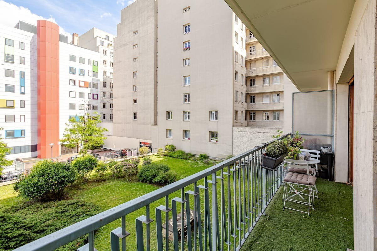 
                                                Vente
                                                 Appartement traversant 3 pièces 62m2 avec balcon