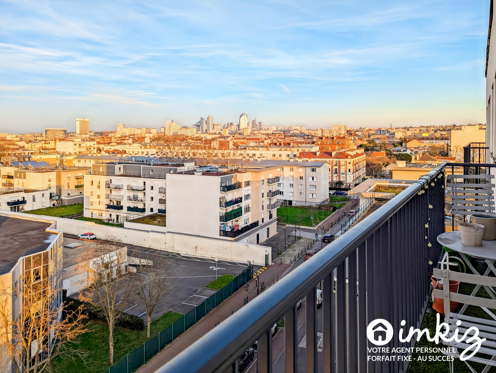 
                                                Vente
                                                 Appartement traversant 3 pièces vue coup de cœur
