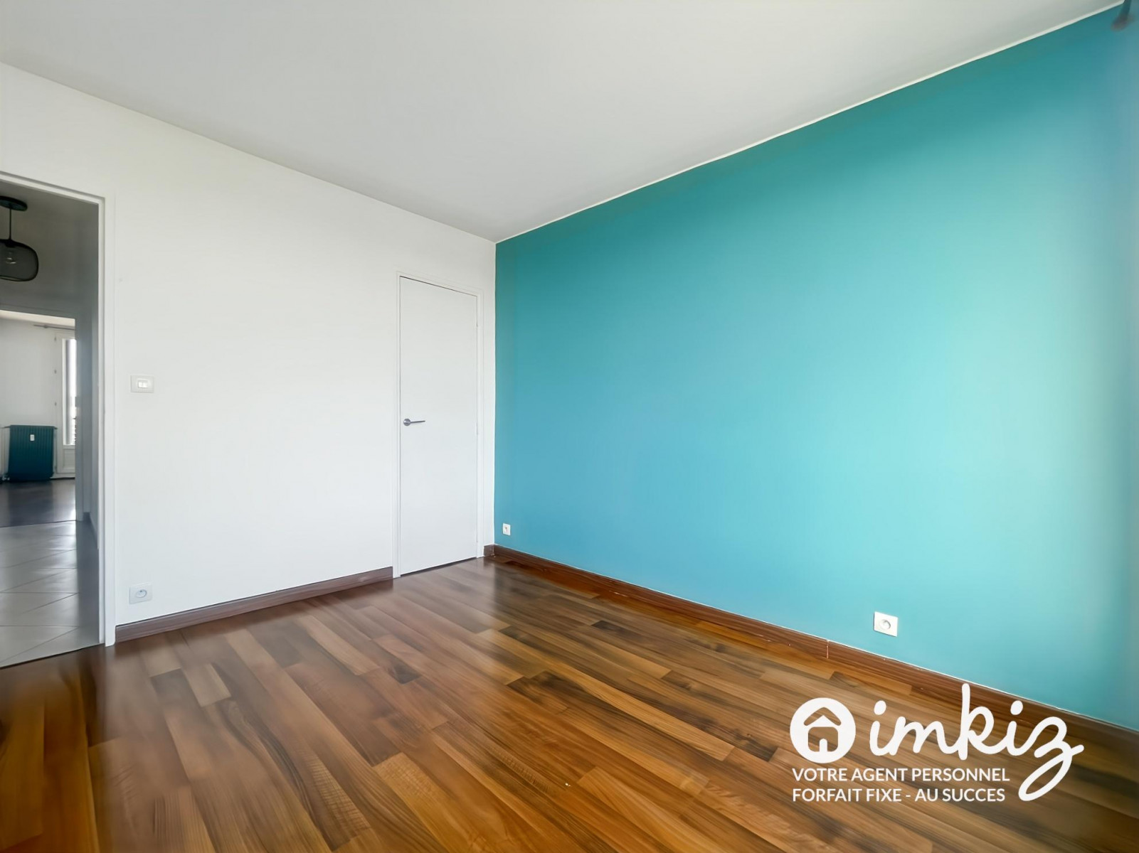 
                                                Vente
                                                 Appartement traversant 3 pièces vue coup de cœur