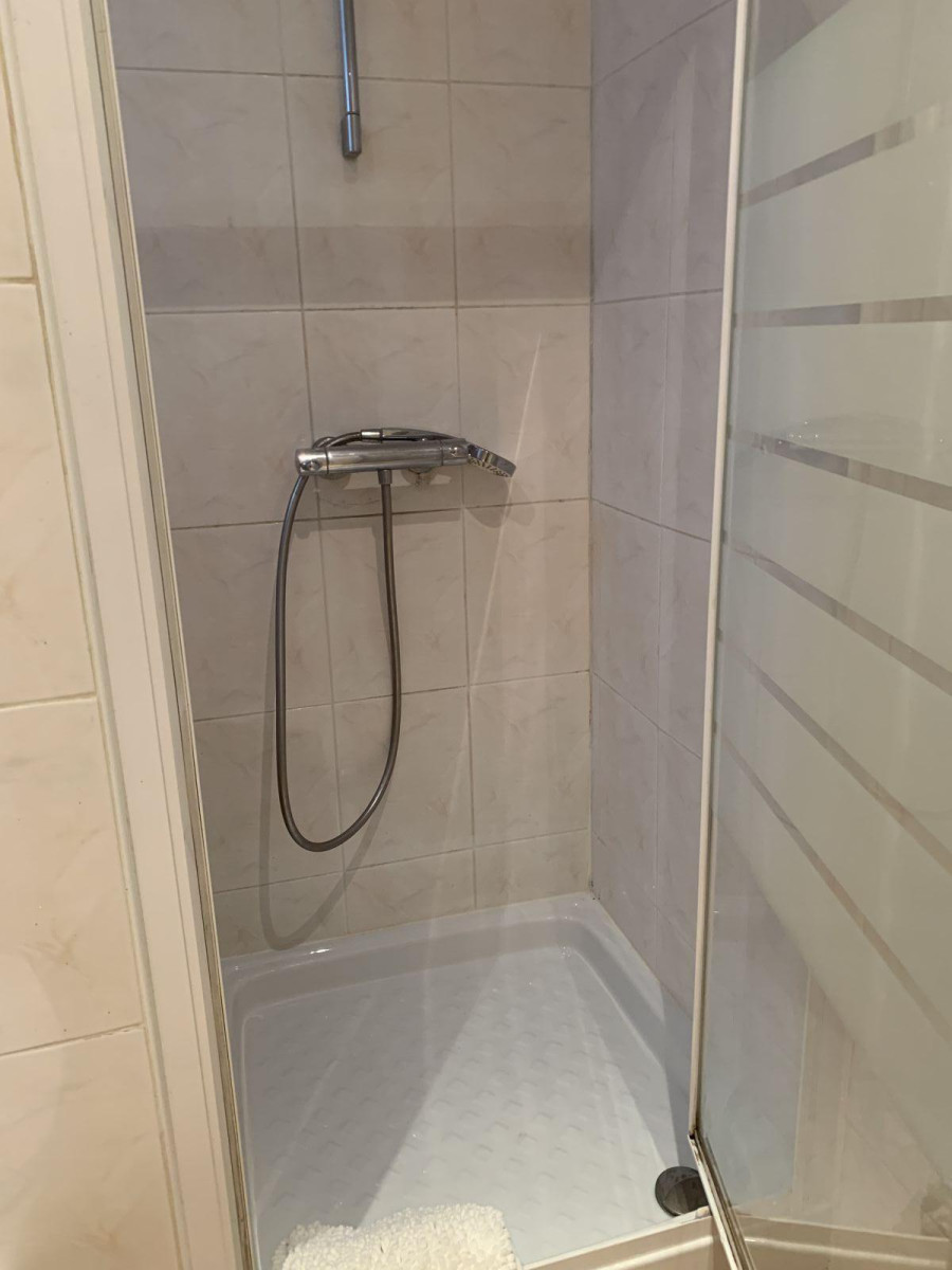 
                                                Location
                                                 Appartement très agréable