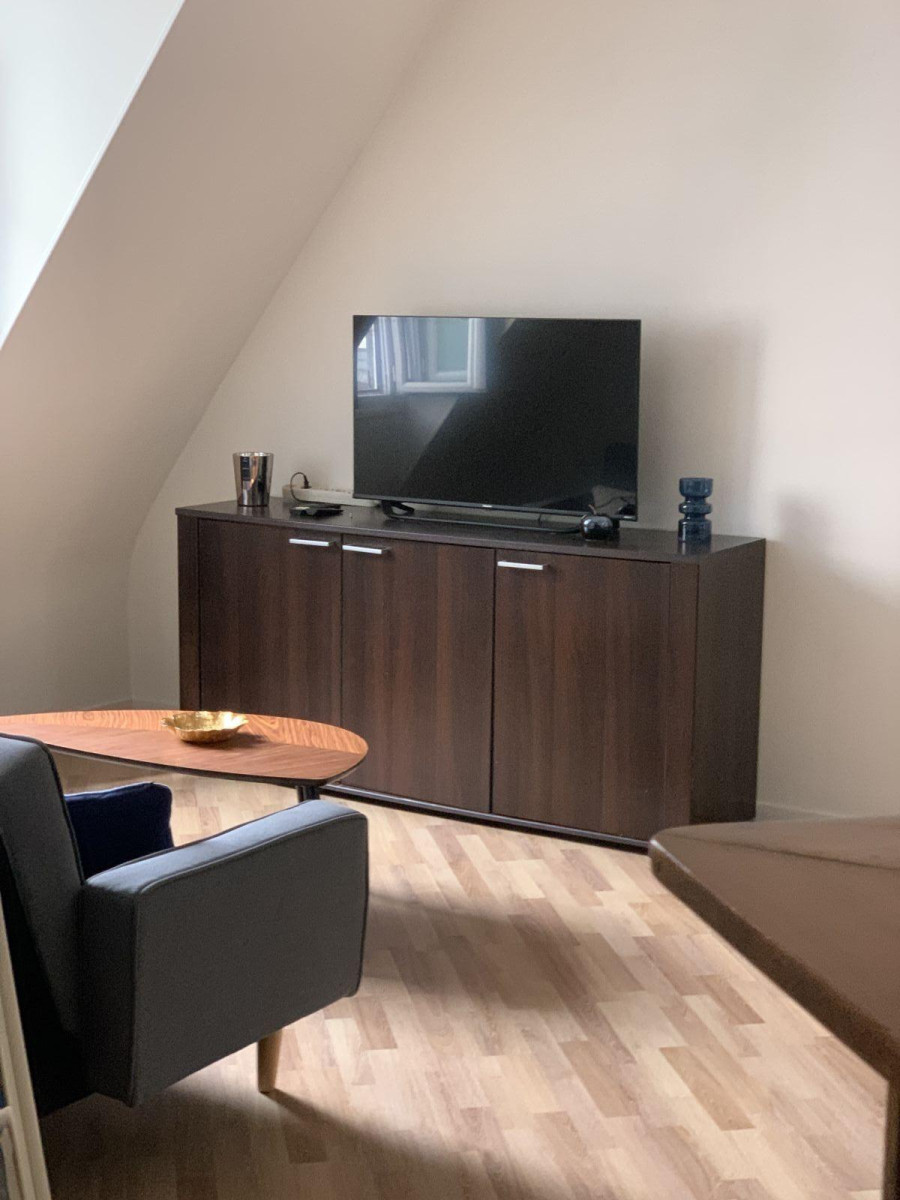 
                                                Location
                                                 Appartement très agréable