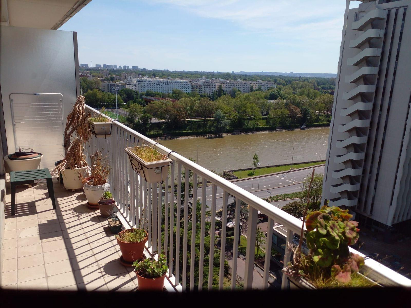 
                                                Location
                                                 Appartement tres agréable  T3 puteaux