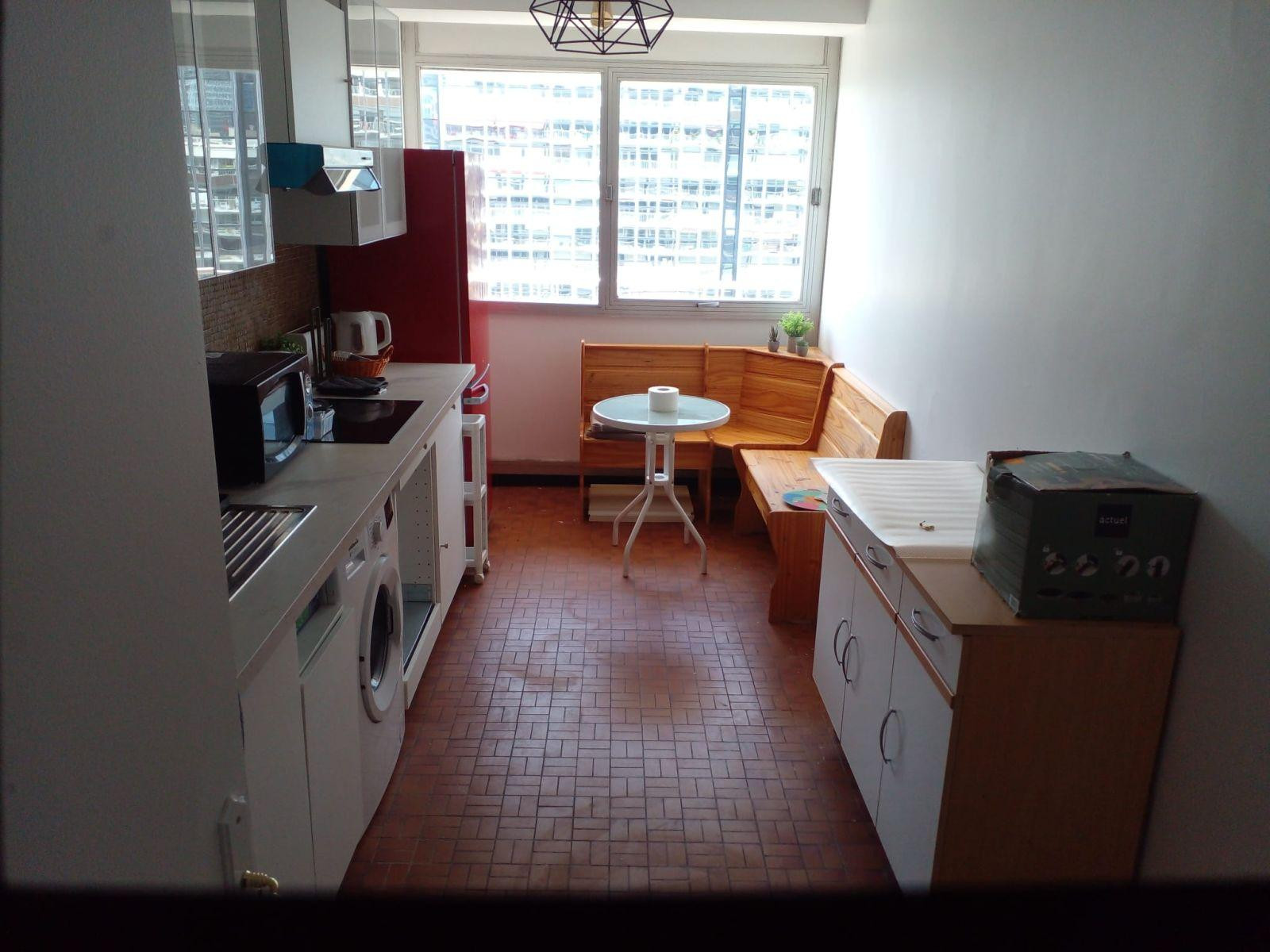 
                                                Location
                                                 Appartement tres agréable  T3 puteaux
